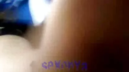 Setzen Sie einen gratis pornofilme reife frauen schwarzen Zwerg doggy style und gefickt auf einem Bauernhof