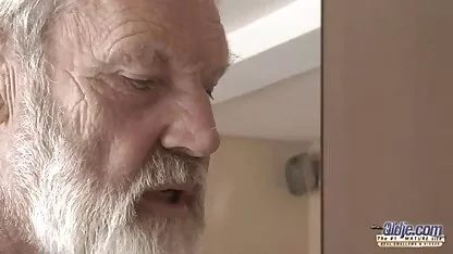 Rose Monroe blinkt Ihre großen Titten Und vagina im porno kostenlos reife frauen freien