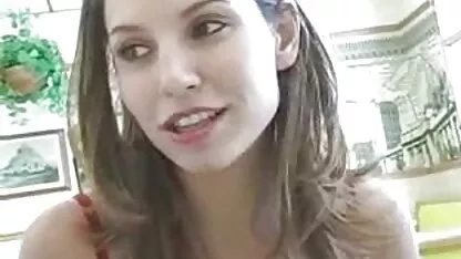 Lila haired Schlampe Alina Li spuckt Ein Mann ' S torrid gratis pornos alte weiber Mann rod