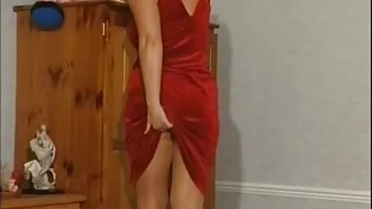 Russische Turnerin mit großen Titten fickt auf einer Schnur pornos reife weiber