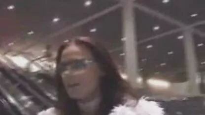 Russische Mutter wurde von ihrem Sohn in den pornos mit reifen frauen kostenlos Mund für einen Zigarettenskandal gefickt