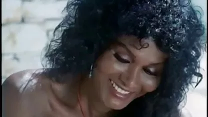 Russischer Vater fickte seine eigene Tochter in alle Löcher, sexfilme ab 50 um ihre Unschuld zu überprüfen