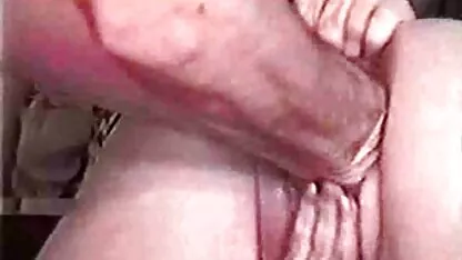 Russische kostenlose pornos mit älteren frauen Kerl teilte ein unersättliches Mädchen mit einem einsamen Freund