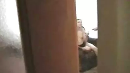 Schülerin gibt blowjob zu Freund nach dem Unterricht reife pornofilme bei ihm zu Hause.