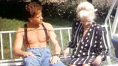 Russischer Kerl fickt Mutter und beobachtet ihre Wichse pornofilme mit reifen damen