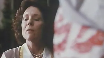 Rote Korsett Liebhaber wird gefickt von doggy style pornos mit reifen frauen gratis