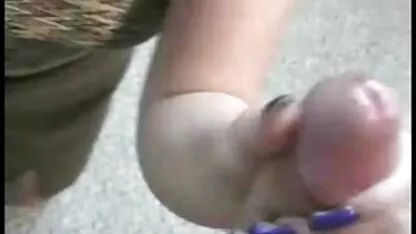 Russischer Arzt wird von einer Krankenschwester gefickt, während freie frauen pornos ein Patient auf der Toilette ist