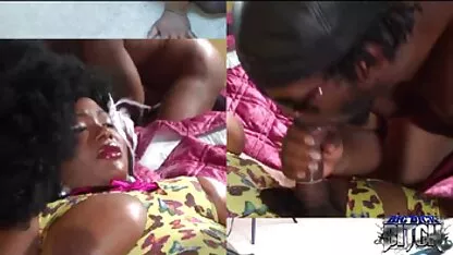 Russische coeds Nikki und Yanna sexfilme ab 50 sind munching Schlitz