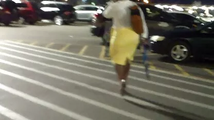 Redhead kurvige gratis pornofilme mit reifen frauen Frau lässt berühren Ihre riesigen Titten